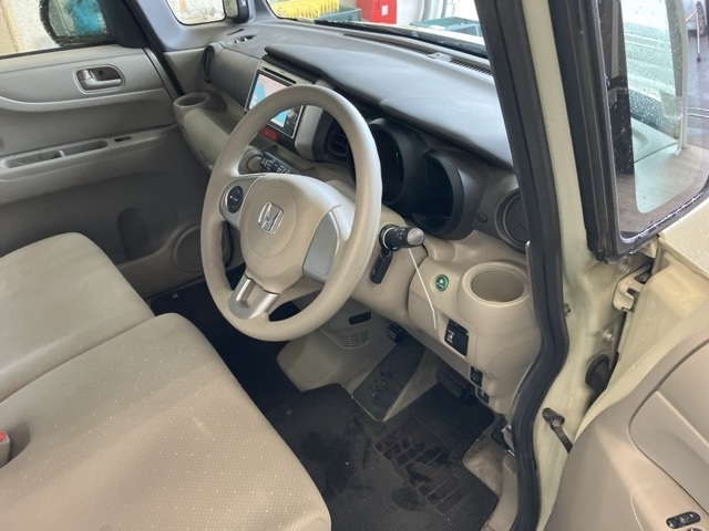 HONDA N-BOX+