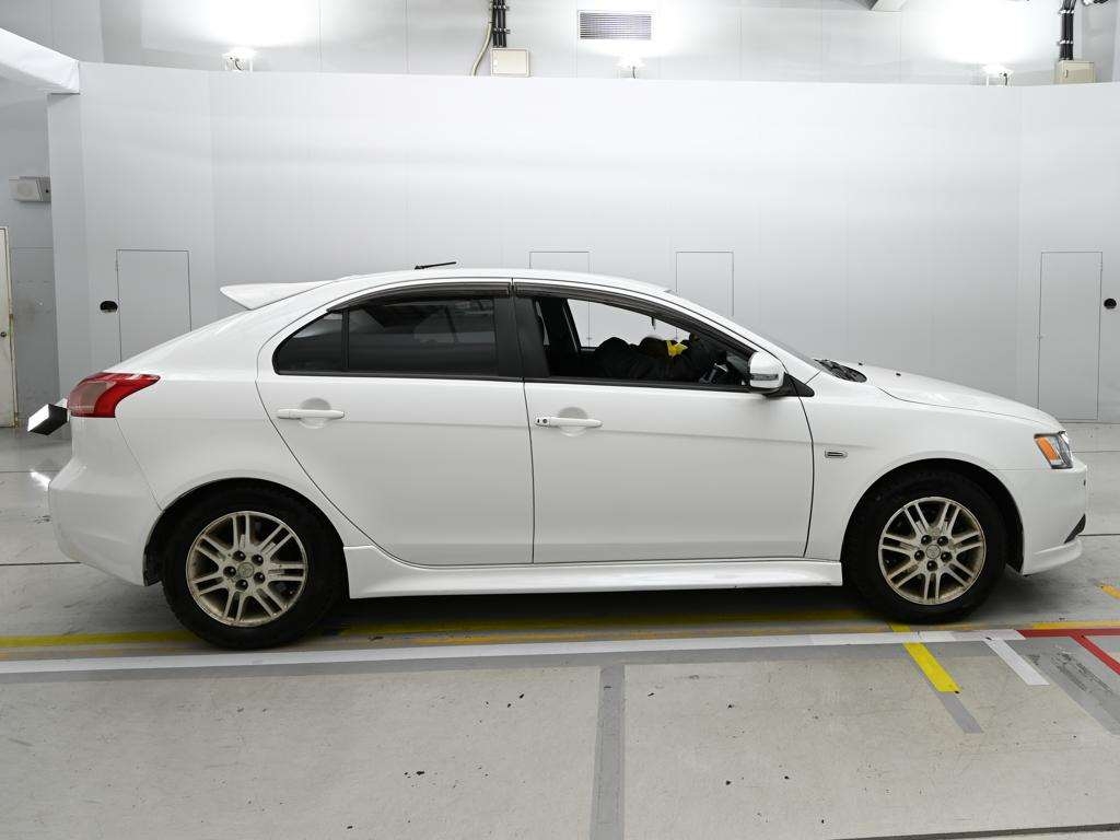 MITSUBISHI GALANT FORTIS