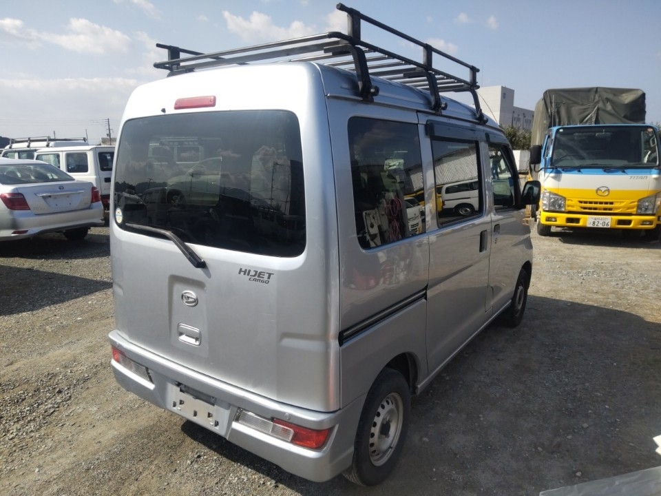 DAIHATSU HIJET