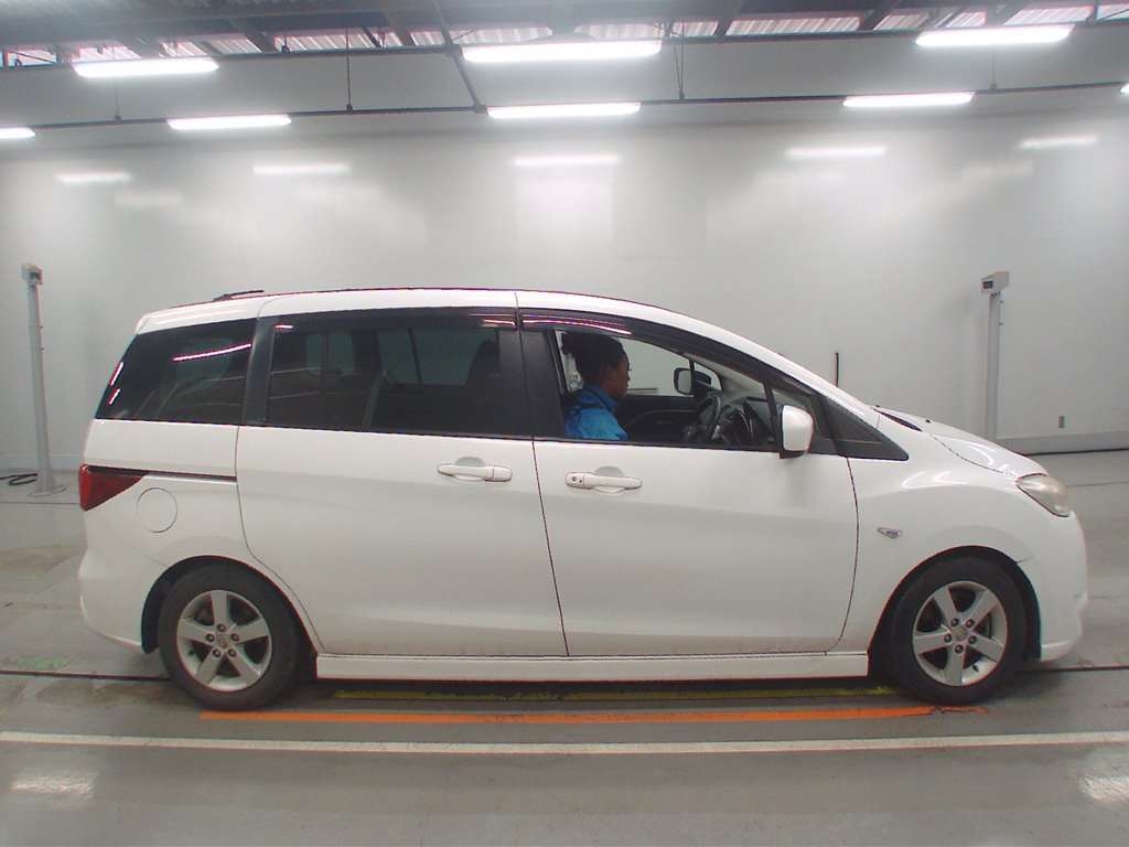 NISSAN LAFESTA