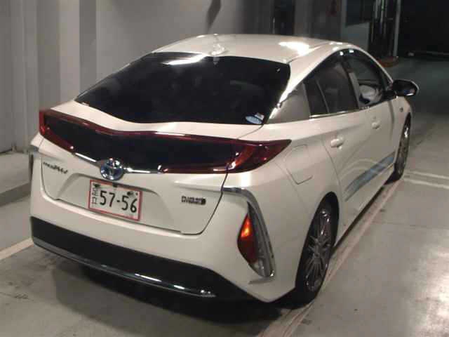 TOYOTA PRIUS PHV