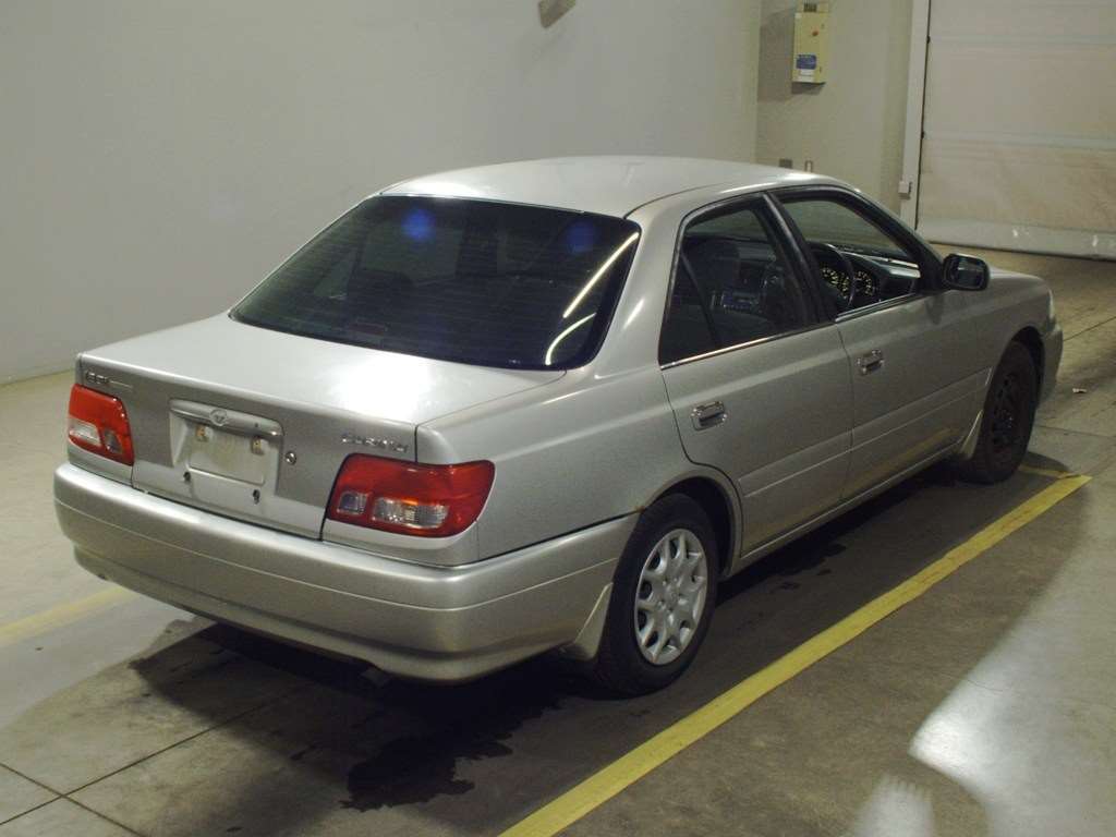 TOYOTA CARINA