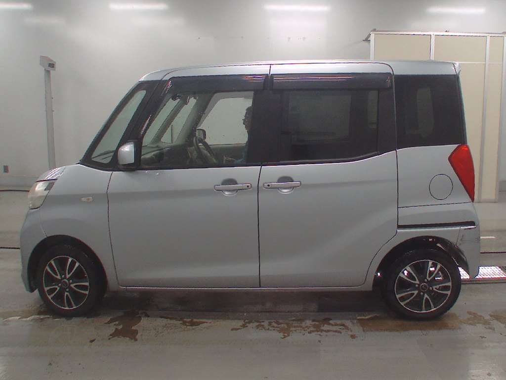 MITSUBISHI EK SPACE