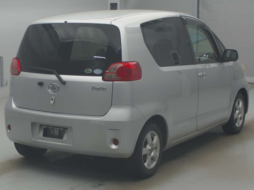 TOYOTA PORTE