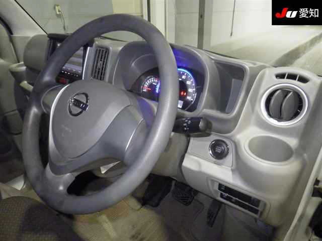 NISSAN NV100 CLIPPER