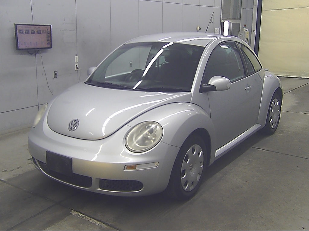 VOLKSWAGEN BEETLE