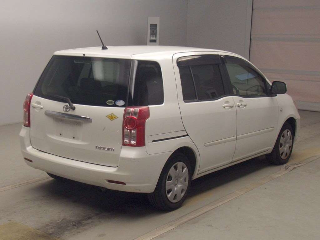 TOYOTA RAUM