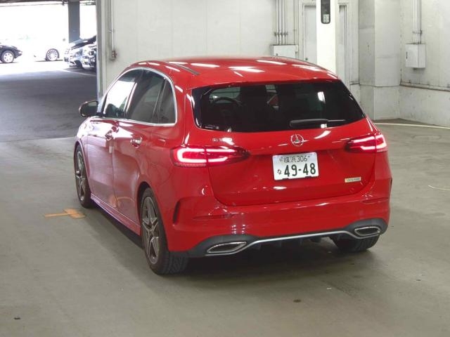 MERCEDES-BENZ B-CLASS