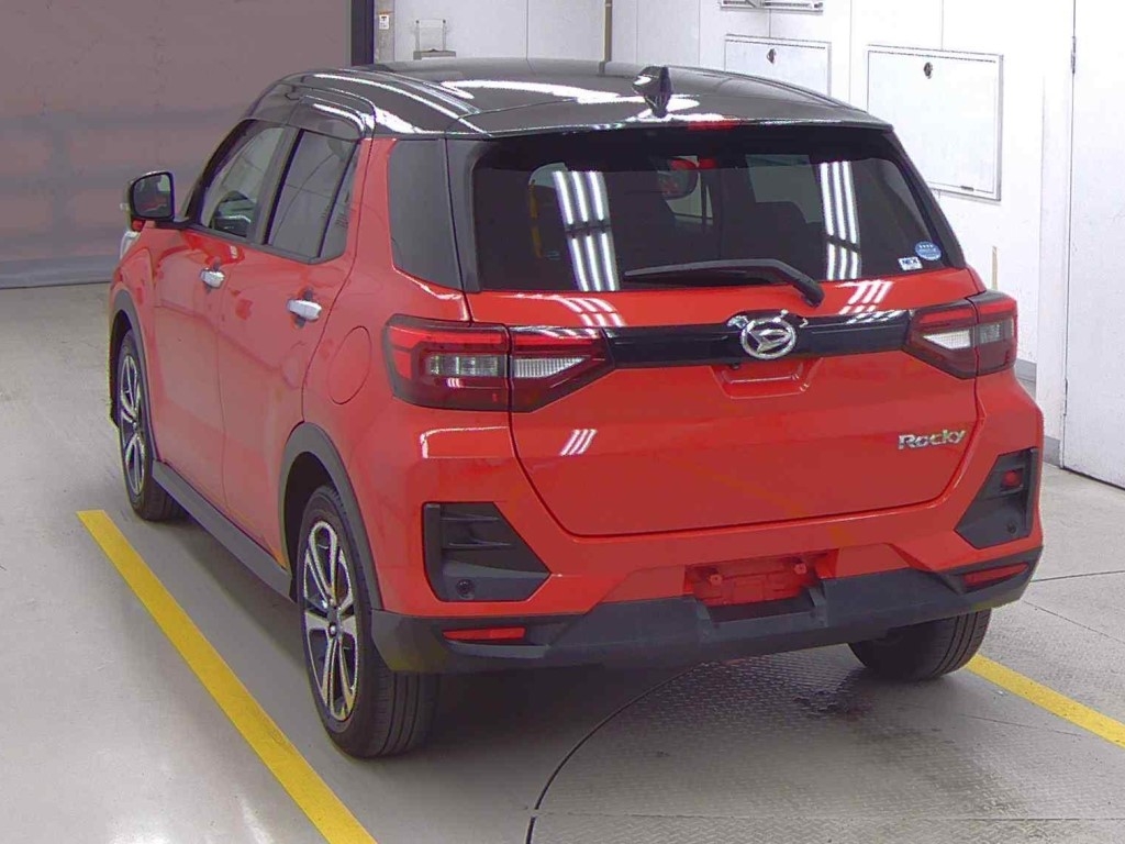 DAIHATSU ROCKY