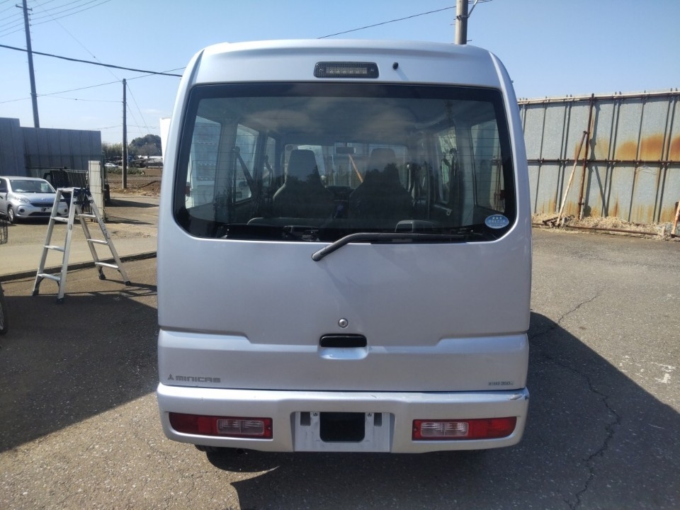MITSUBISHI MINICAB