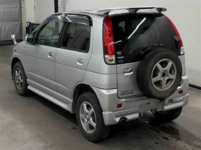 DAIHATSU TERIOS KID