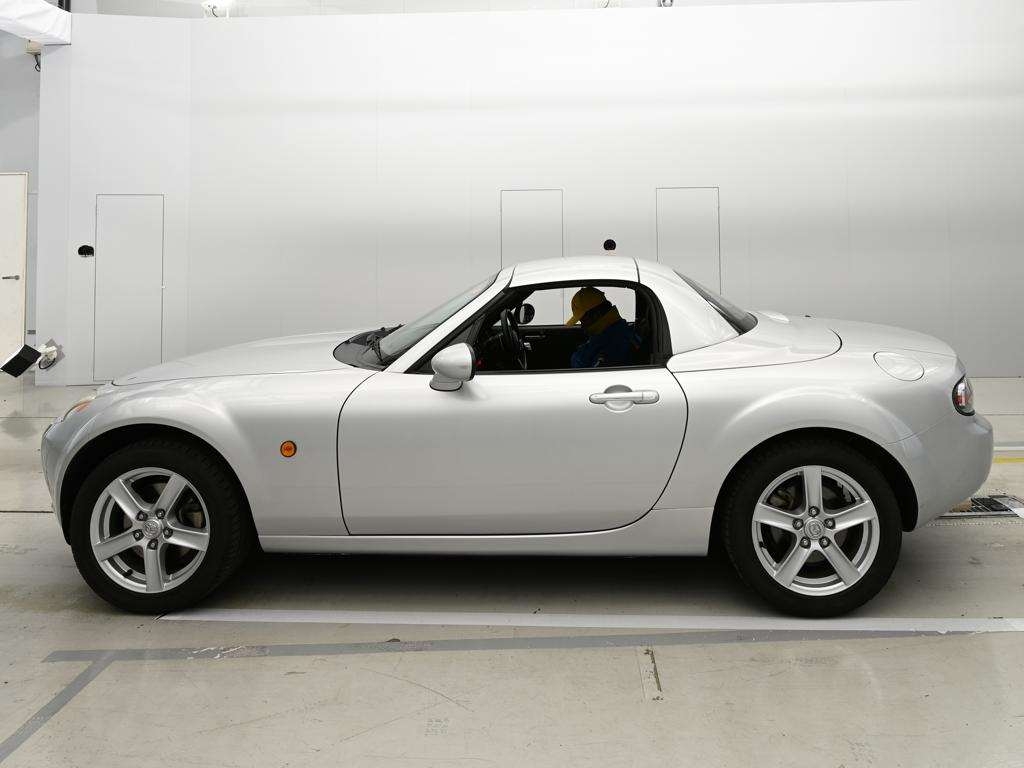 MAZDA ROADSTER