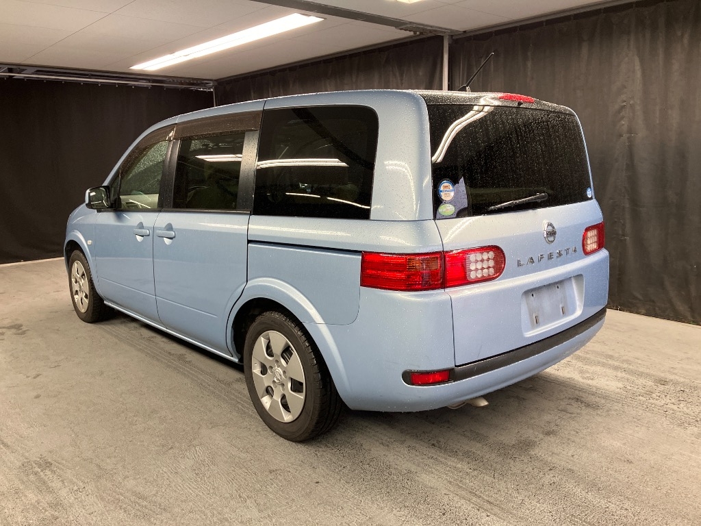 NISSAN LAFESTA