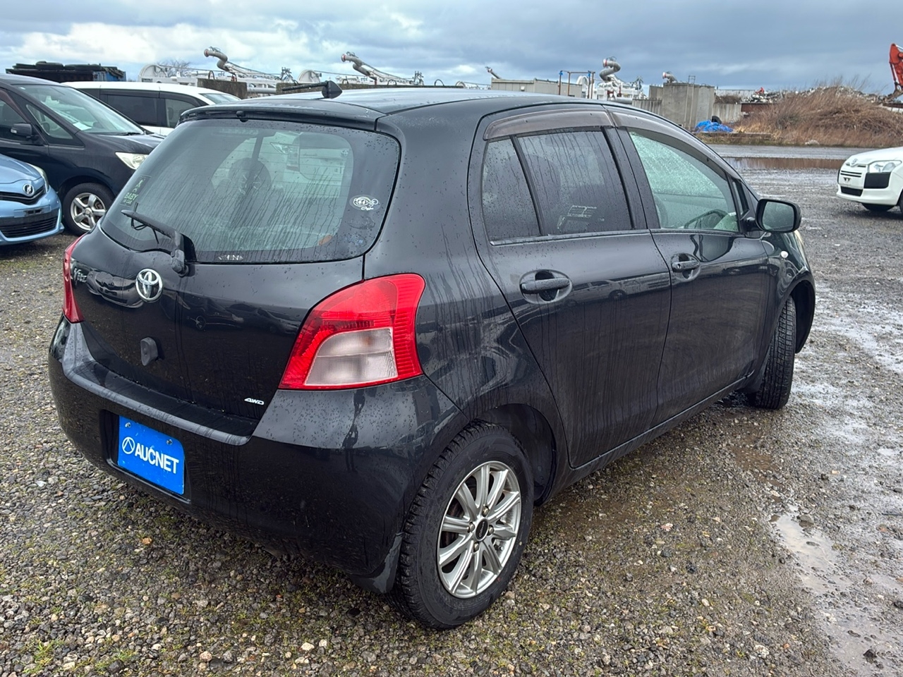 TOYOTA VITZ