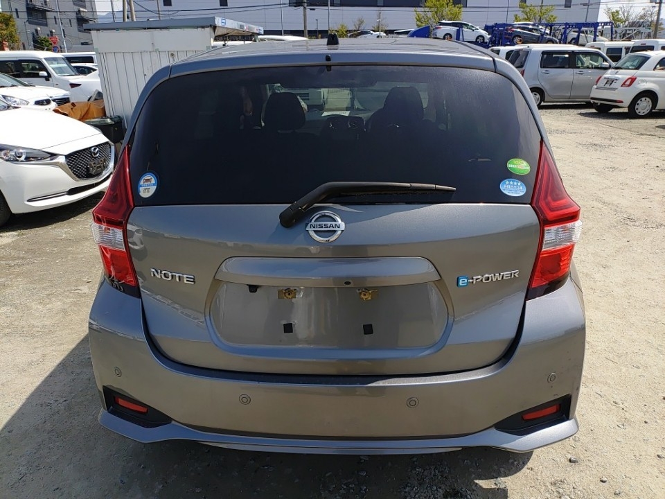 NISSAN NOTE