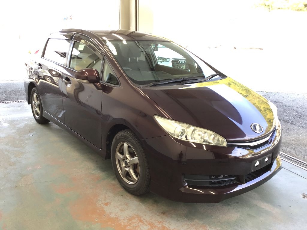 TOYOTA WISH