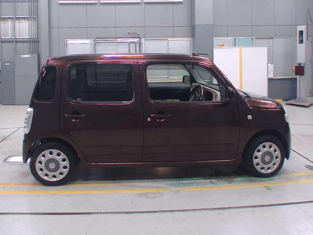 DAIHATSU MIRA COCOA
