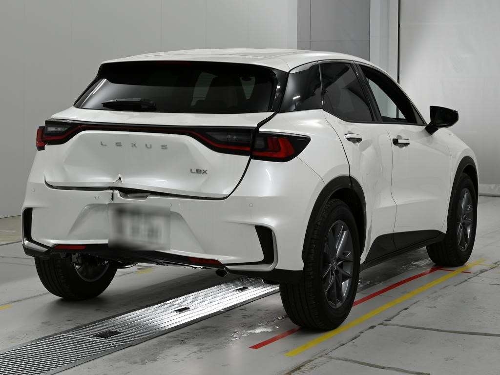 LEXUS LBX