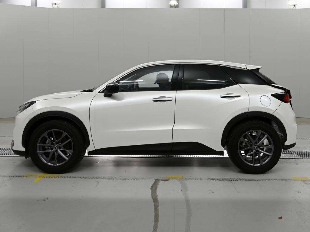 LEXUS LBX