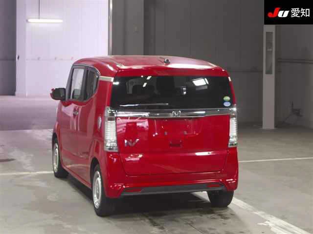 HONDA N-BOX SLASH