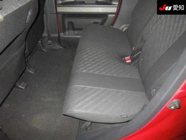 HONDA N-BOX SLASH