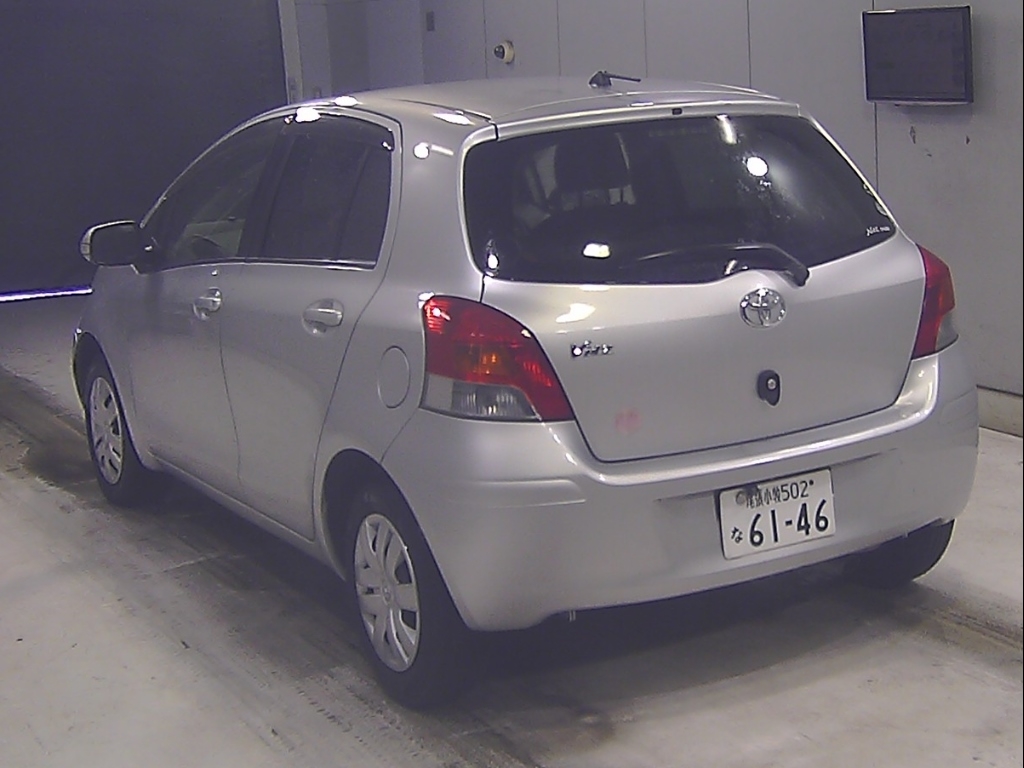 TOYOTA VITZ