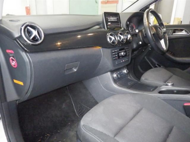 MERCEDES-BENZ B-CLASS