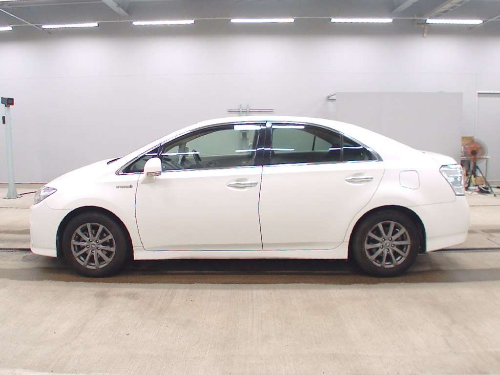 TOYOTA SAI
