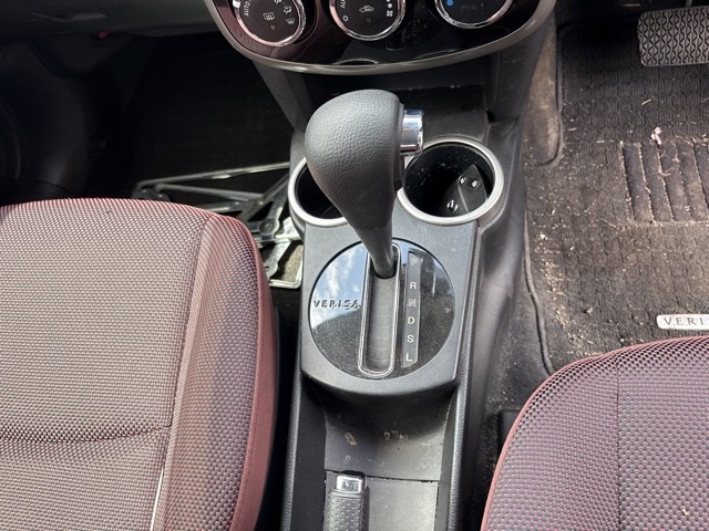 MAZDA VERISA