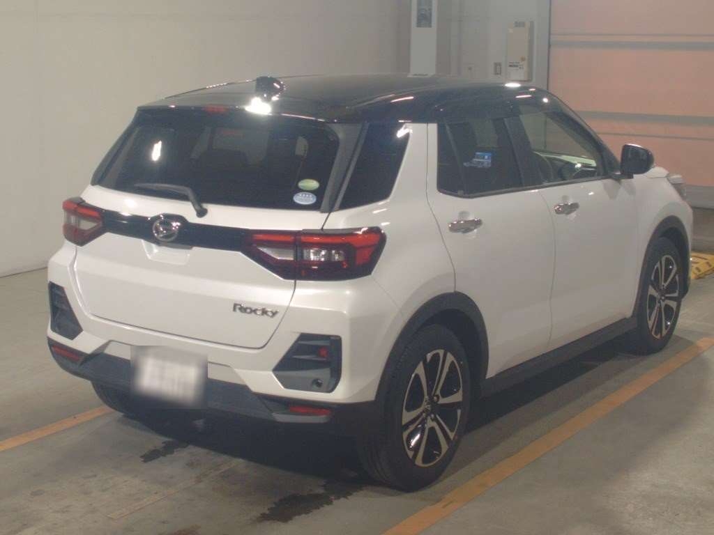 DAIHATSU ROCKY