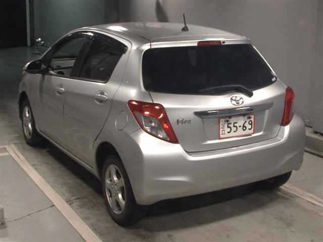 TOYOTA VITZ