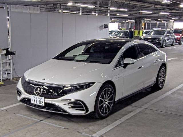 MERCEDES-BENZ EQS