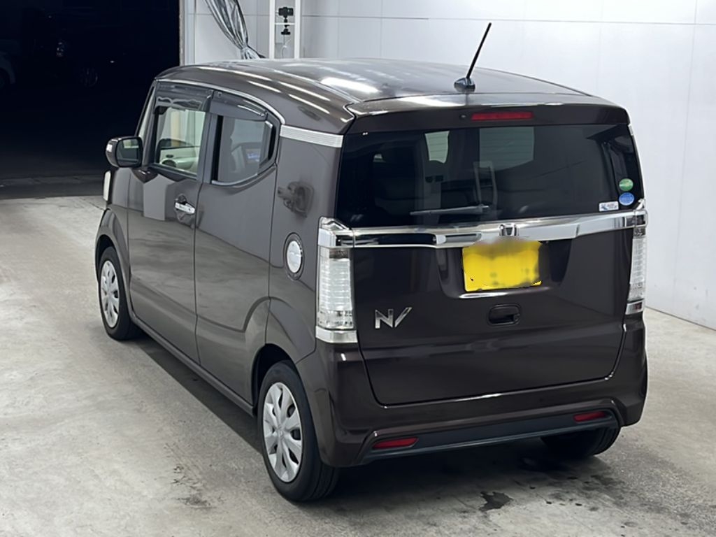 HONDA N-BOX SLASH