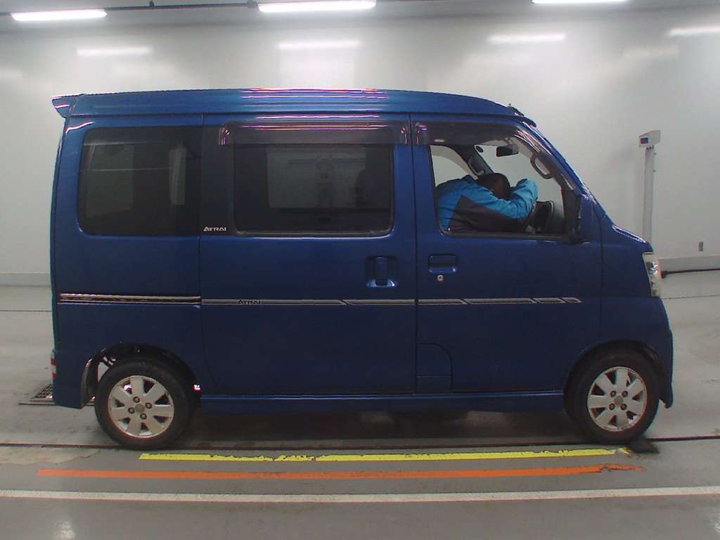DAIHATSU ATRAI