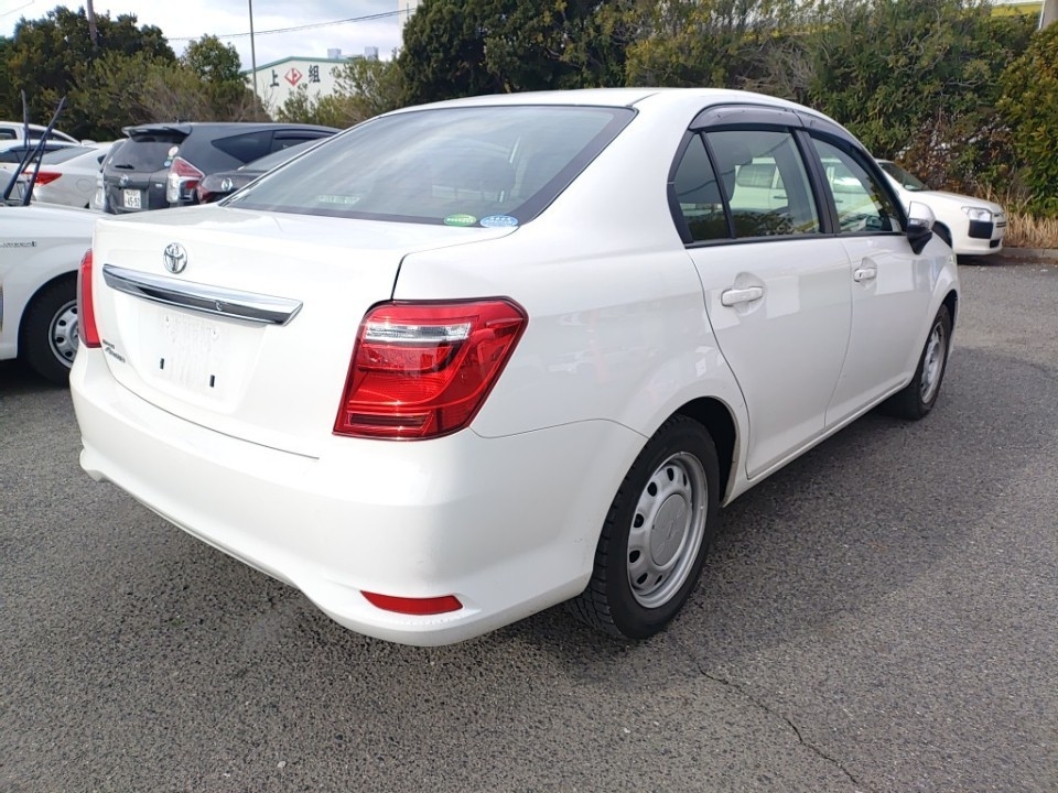 TOYOTA COROLLA AXIO