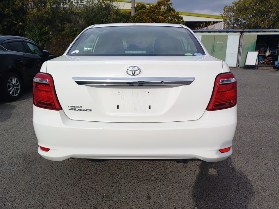 TOYOTA COROLLA AXIO