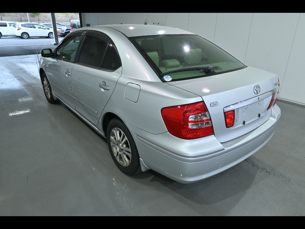 TOYOTA PREMIO