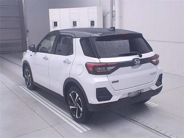 DAIHATSU ROCKY