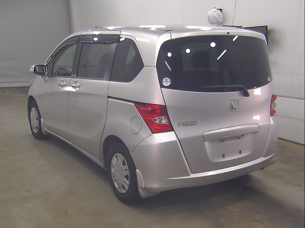 HONDA FREED