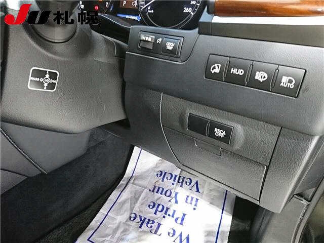 LEXUS LX570