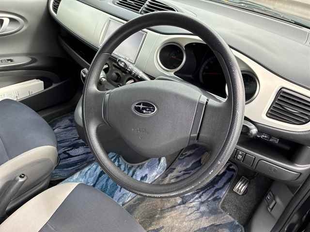 SUBARU R1