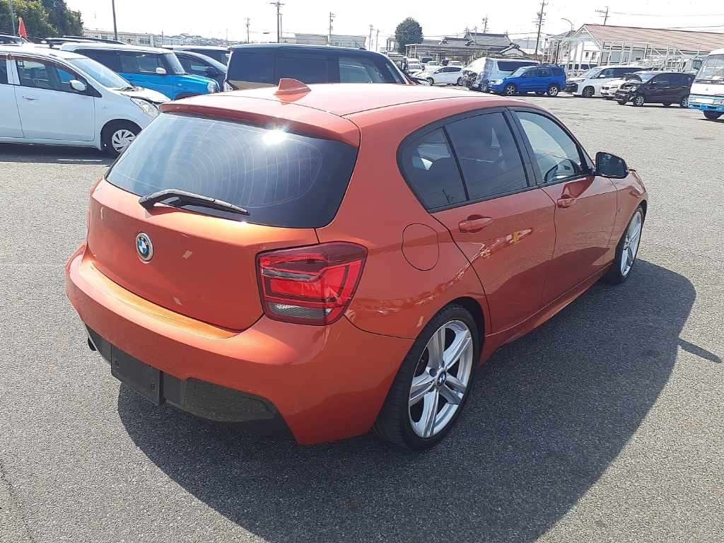 BMW 1-SERIES
