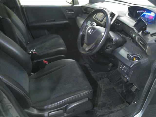 HONDA FREED SPIKE