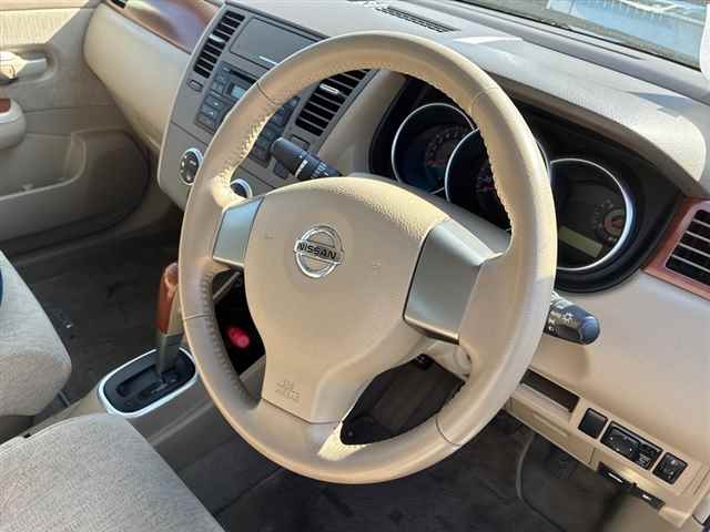 NISSAN TIIDA LATIO
