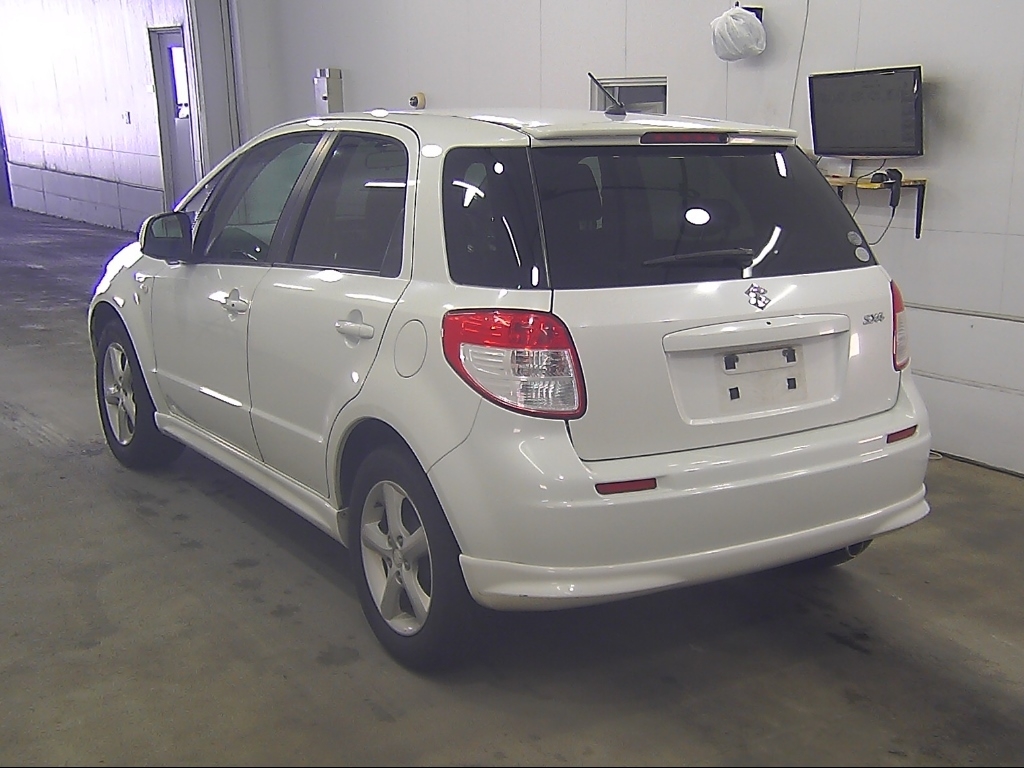 SUZUKI SX4