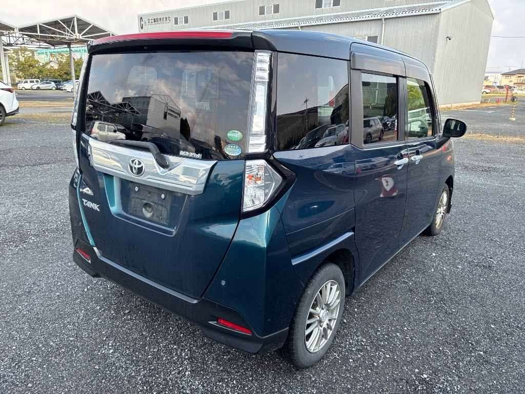 TOYOTA TANK