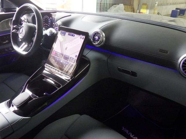 MERCEDES-BENZ SL-CLASS