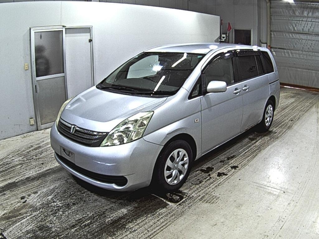 TOYOTA ISIS