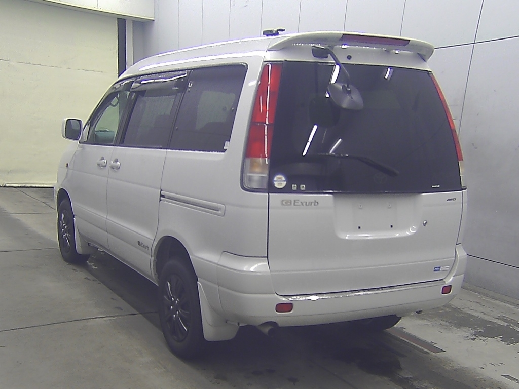 TOYOTA LITE ACE NOAH