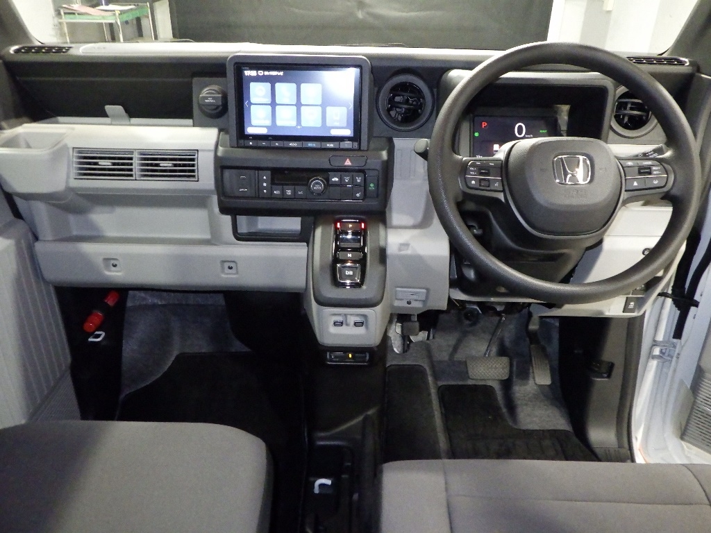 HONDA N-VAN